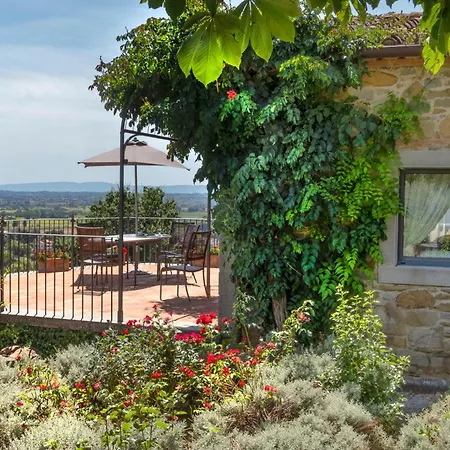 Отель Il Falconiere Relais & 5*