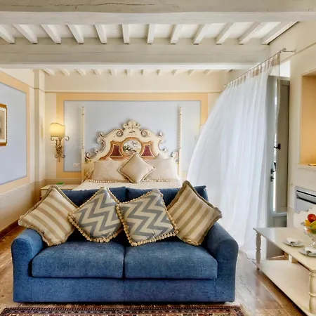 Il Falconiere Relais & Отель