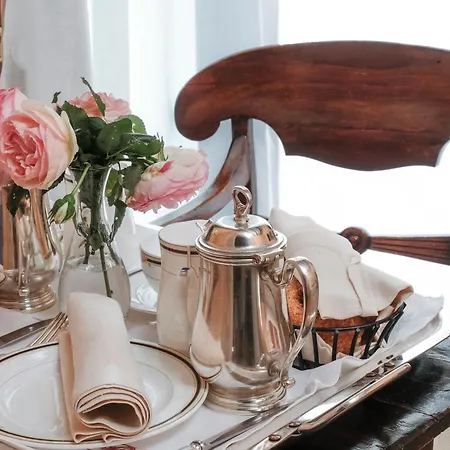 Il Falconiere Relais & Отель