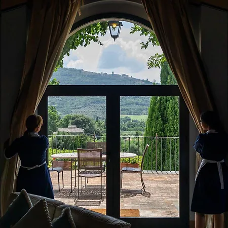 Il Falconiere Relais & Отель Кортона