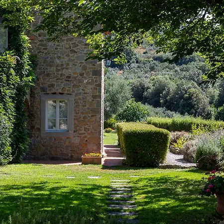 Il Falconiere Relais & Отель Кортона